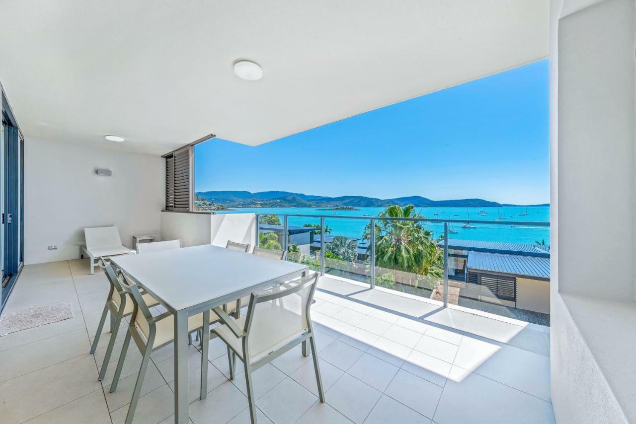 Executive On Whisper Bay - Cannonvale Airlie Beach Exteriör bild
